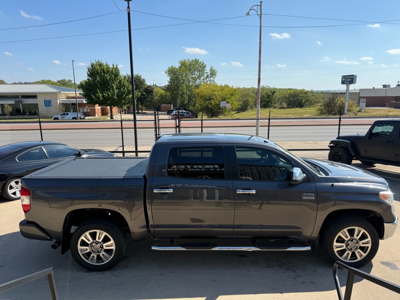 Toyota Tundra Platinum CrewMax 5.7L FFV 4WD 2014 Toyota Tundra Platinum CrewMax 5.7L FFV 4WD 2014