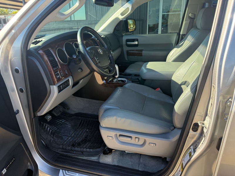 Toyota Sequoia Plantium 4WD 2008 Toyota Sequoia Plantium 4WD 2008