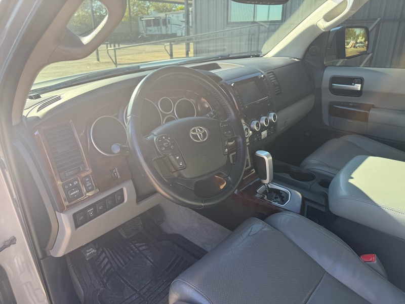 Toyota Sequoia Plantium 4WD 2008 Toyota Sequoia Plantium 4WD 2008