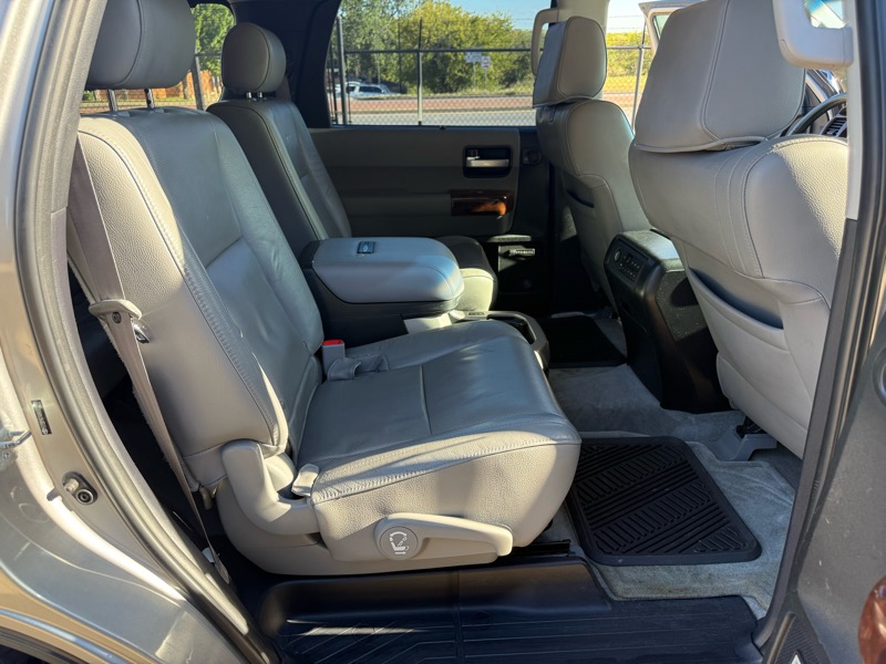 Toyota Sequoia Plantium 4WD 2008 Toyota Sequoia Plantium 4WD 2008