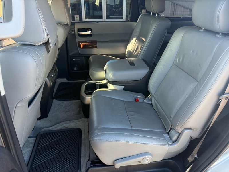 Toyota Sequoia Plantium 4WD 2008 Toyota Sequoia Plantium 4WD 2008