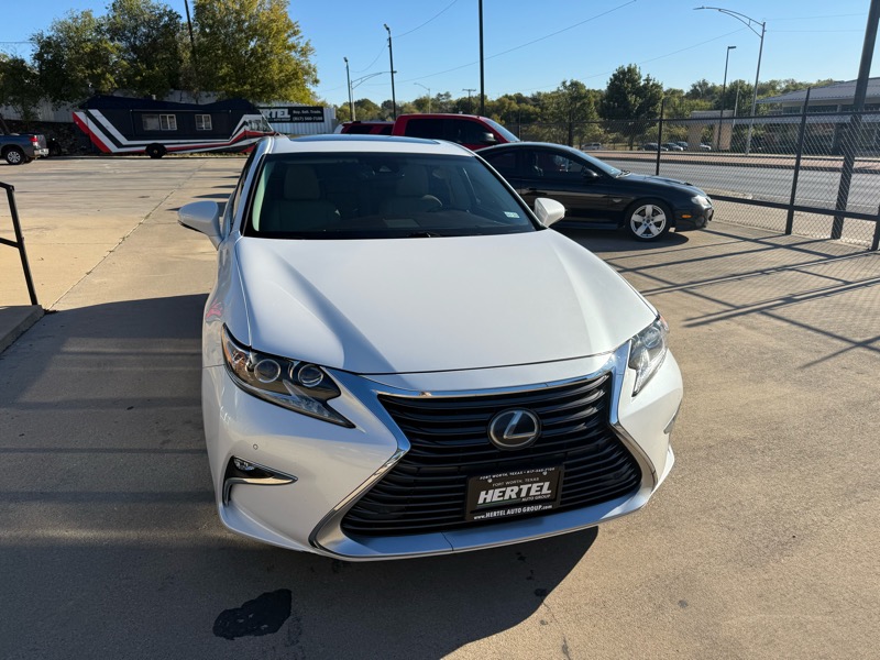 Lexus ES 350 Sedan 2016 Lexus ES 350 Sedan 2016