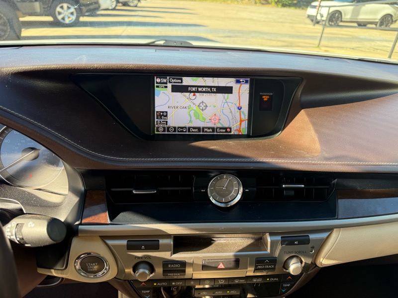 Lexus ES 350 Sedan 2016 Lexus ES 350 Sedan 2016