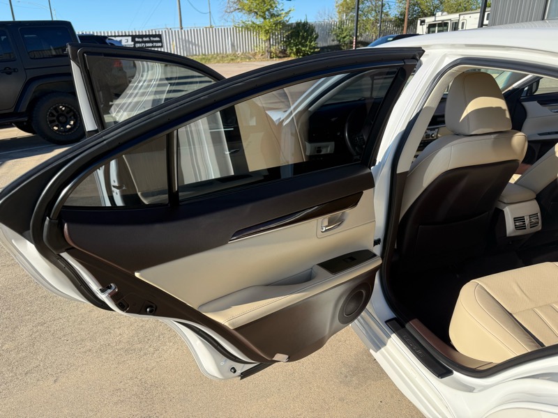 Lexus ES 350 Sedan 2016 Lexus ES 350 Sedan 2016