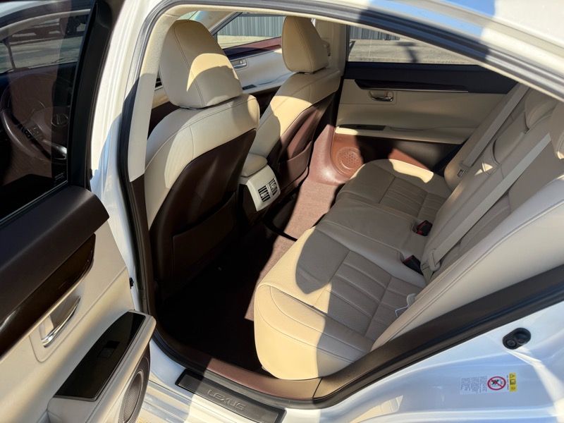 Lexus ES 350 Sedan 2016 Lexus ES 350 Sedan 2016