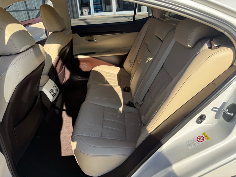 Lexus ES 350 Sedan 2016 Lexus ES 350 Sedan 2016