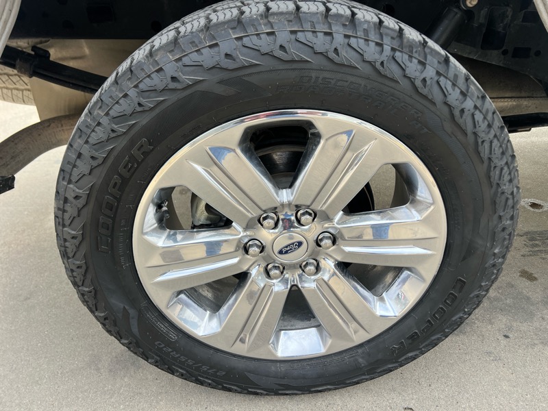 Ford F-150 4WD SuperCrew 139" FX4 2019