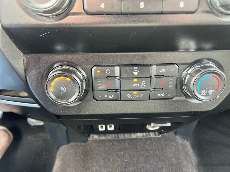 Ford F-150 4WD SuperCrew 139" FX4 2019