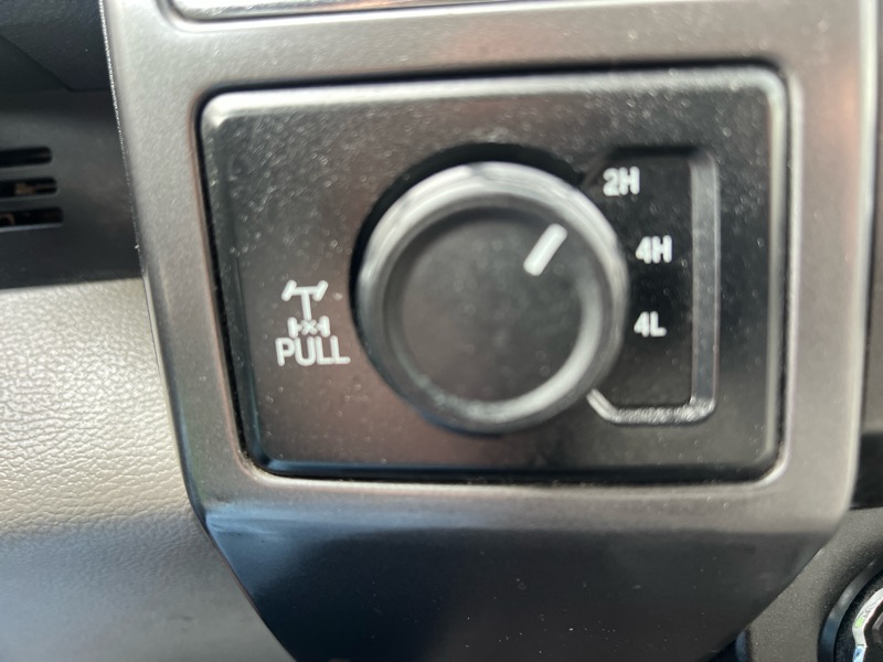 Ford F-150 4WD SuperCrew 139" FX4 2019