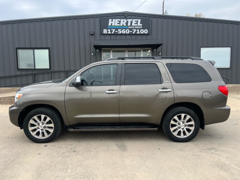 Toyota Sequoia Limited 4WD FFV 2014