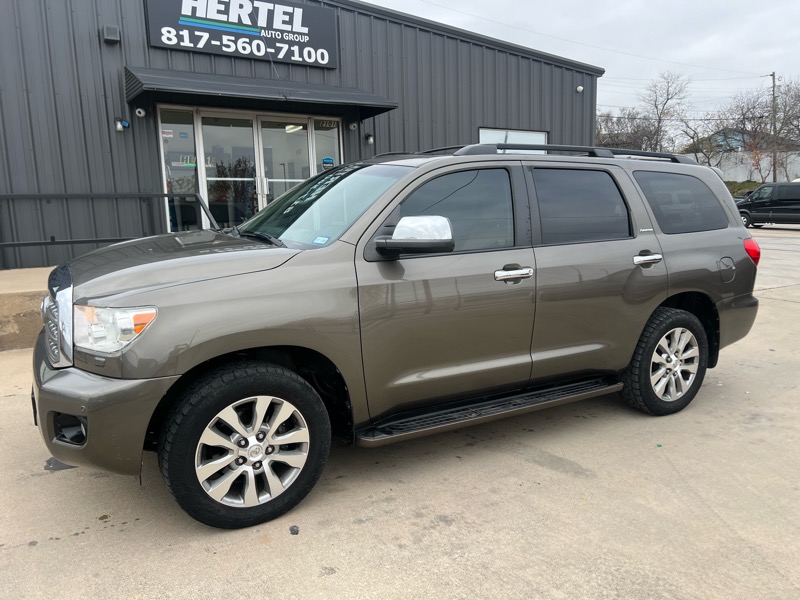 Toyota Sequoia Limited 4WD FFV 2014