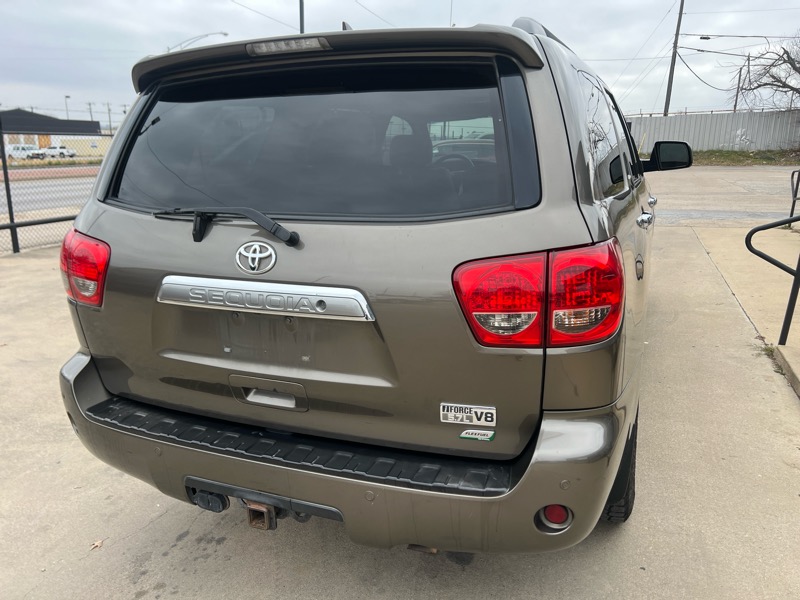 Toyota Sequoia Limited 4WD FFV 2014