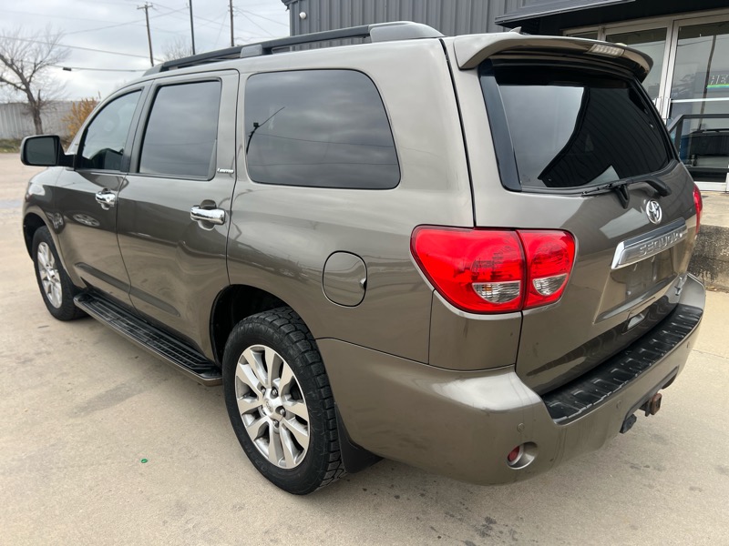 Toyota Sequoia Limited 4WD FFV 2014