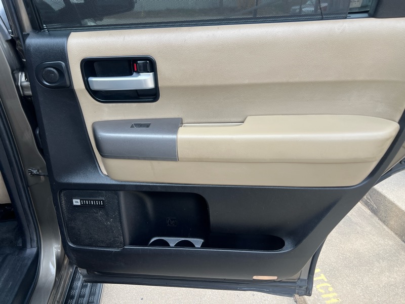 Toyota Sequoia Limited 4WD FFV 2014