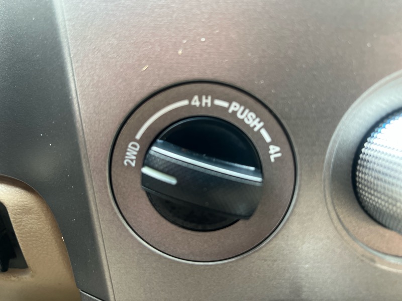 Toyota Sequoia Limited 4WD FFV 2014