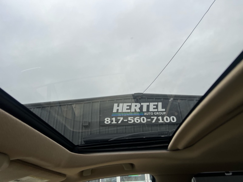 Toyota Sequoia Limited 4WD FFV 2014