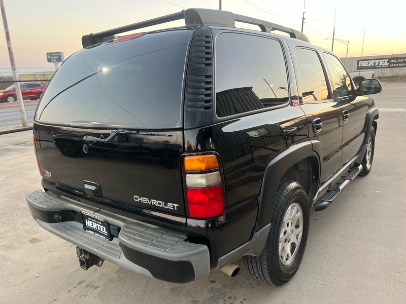 Chevrolet Tahoe 4WD 2004
