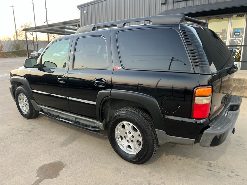 Chevrolet Tahoe 4WD 2004