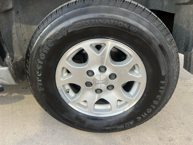 Chevrolet Tahoe 4WD 2004