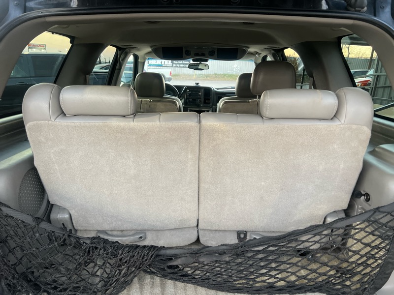 Chevrolet Tahoe 4WD 2004