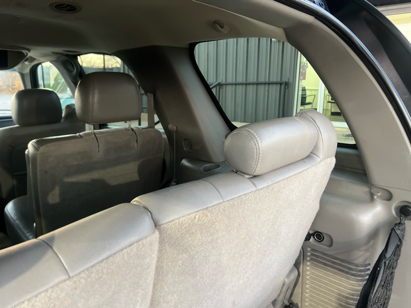 Chevrolet Tahoe 4WD 2004