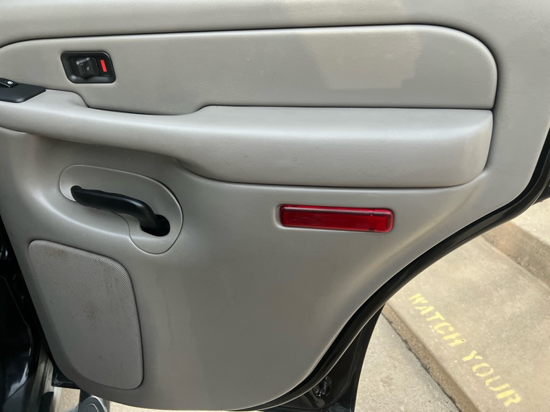 Chevrolet Tahoe 4WD 2004