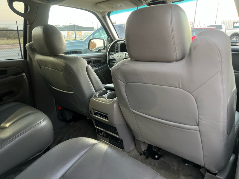 Chevrolet Tahoe 4WD 2004