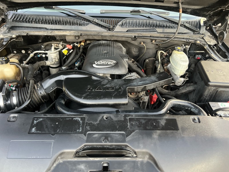 Chevrolet Tahoe 4WD 2004