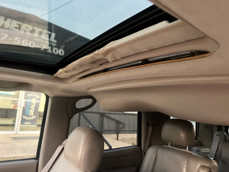 Chevrolet Tahoe 4WD 2004