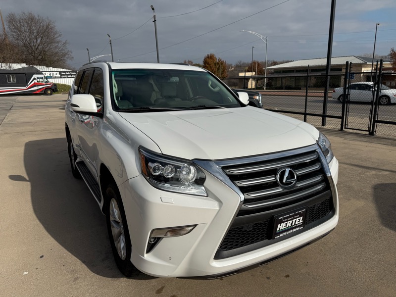 Lexus GX 460 Base 2017