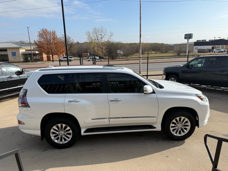 Lexus GX 460 Base 2017