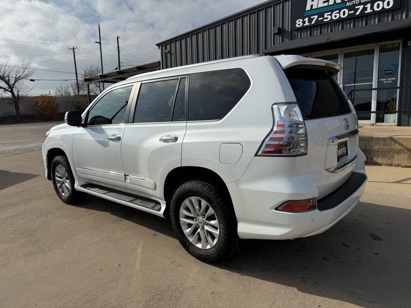 Lexus GX 460 Base 2017