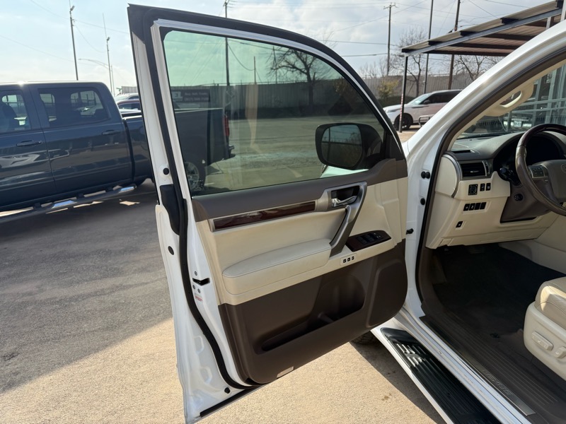 Lexus GX 460 Base 2017