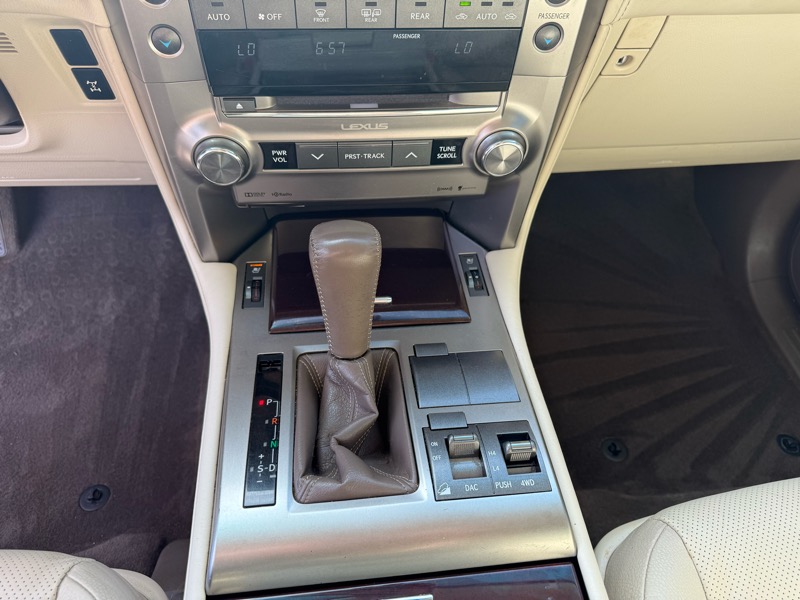 Lexus GX 460 Base 2017