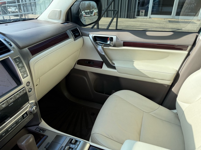 Lexus GX 460 Base 2017