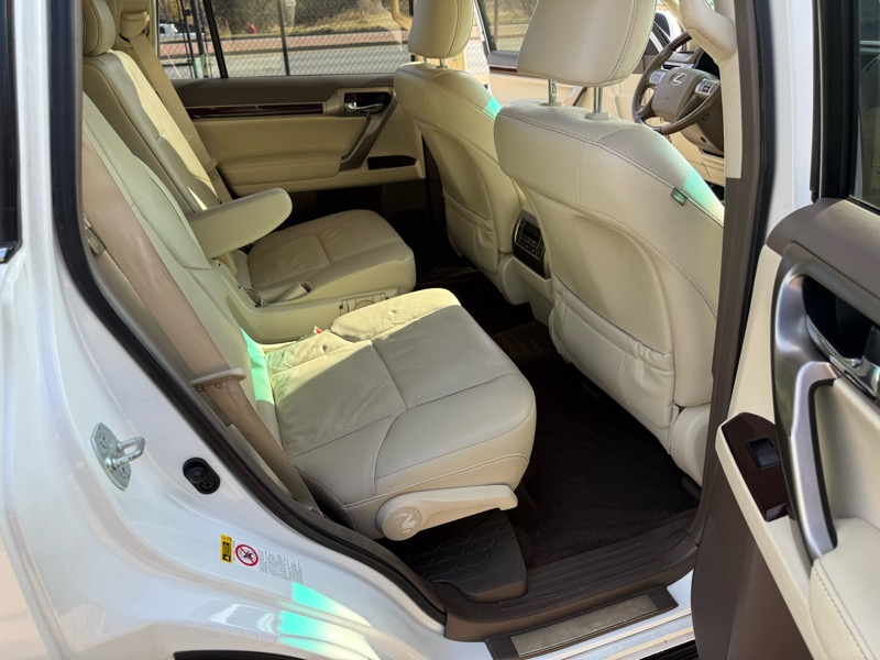 Lexus GX 460 Base 2017