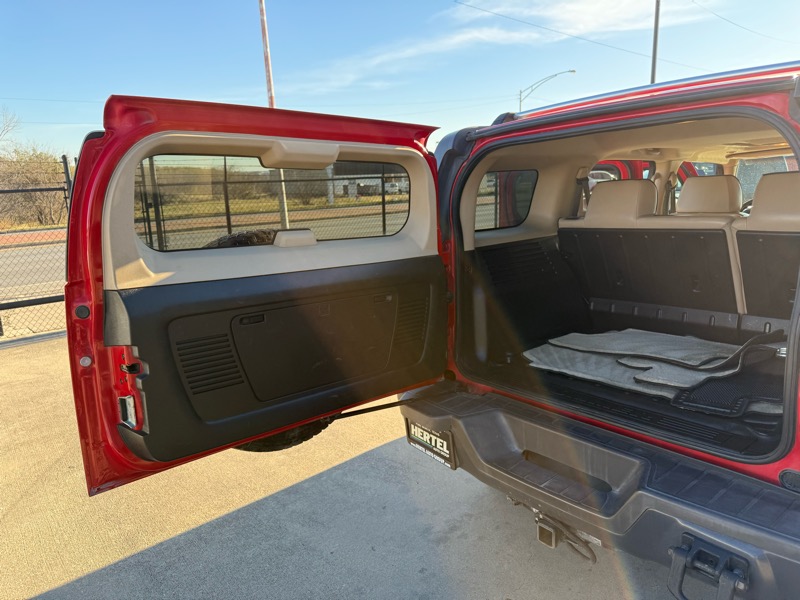 HUMMER H3 4WD 4dr SUV Luxury 2008