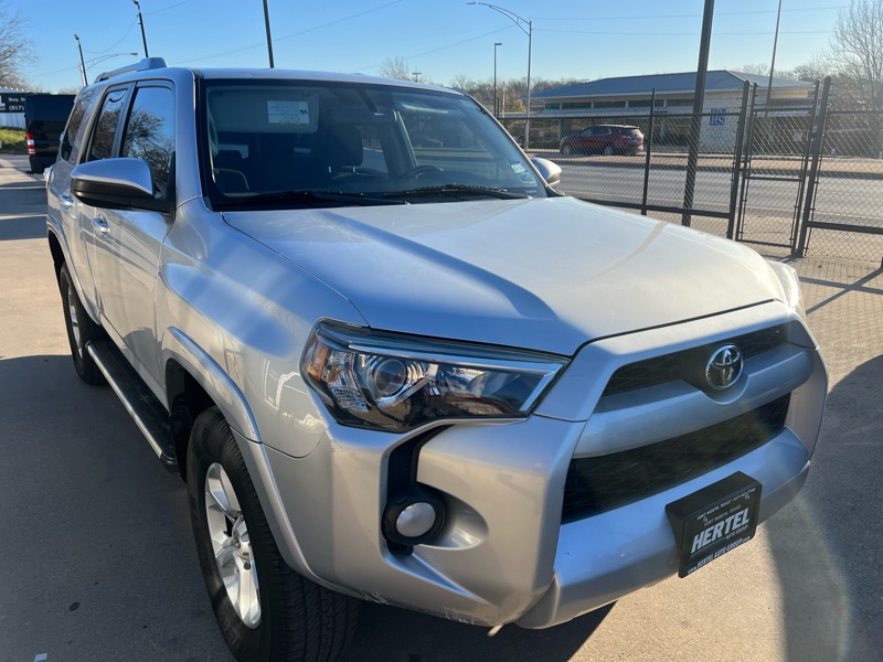 Toyota 4Runner SR5 4WD 2014