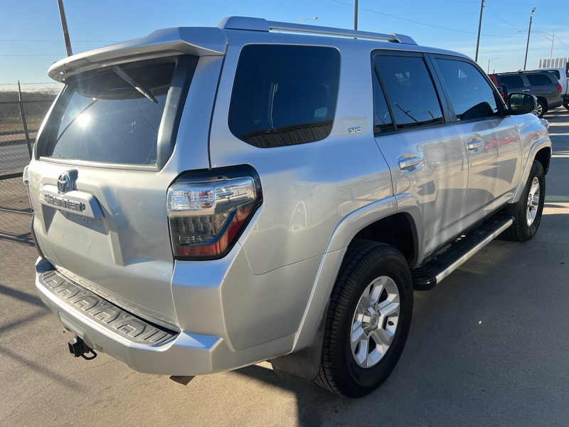 Toyota 4Runner SR5 4WD 2014