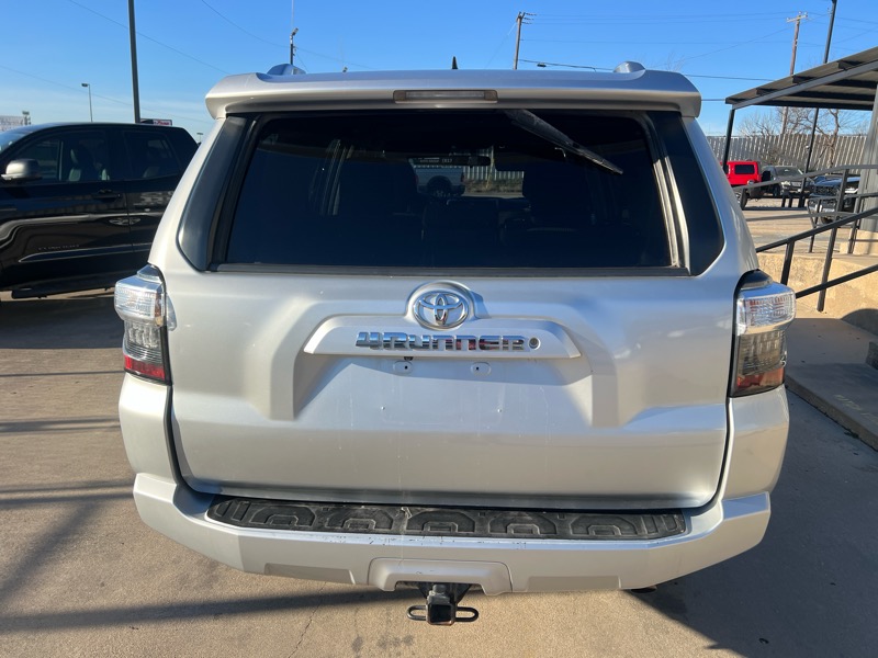 Toyota 4Runner SR5 4WD 2014