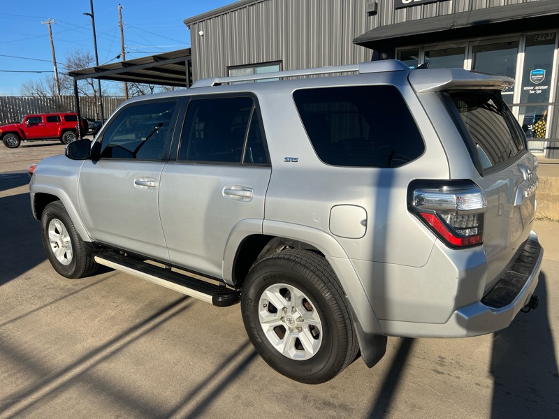 Toyota 4Runner SR5 4WD 2014
