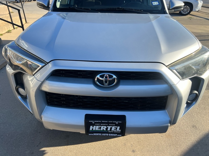 Toyota 4Runner SR5 4WD 2014