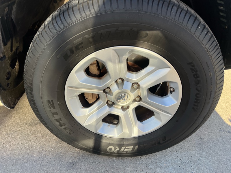 Toyota 4Runner SR5 4WD 2014