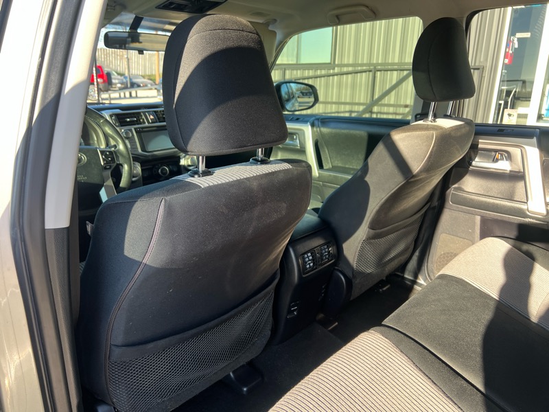 Toyota 4Runner SR5 4WD 2014