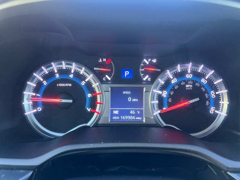 Toyota 4Runner SR5 4WD 2014