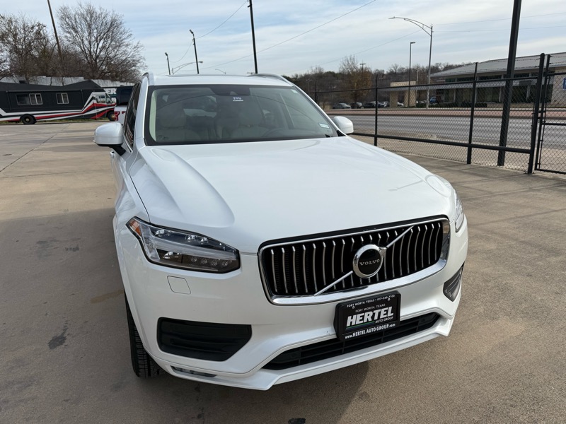 Volvo XC90 T6 Momentum AWD 2022