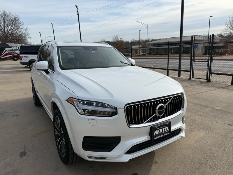 Volvo XC90 T6 Momentum AWD 2022