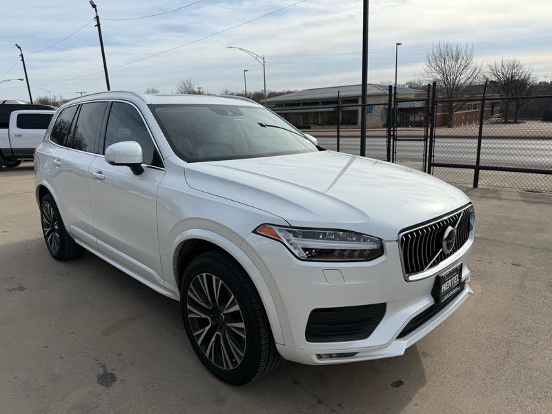 Volvo XC90 T6 Momentum AWD 2022