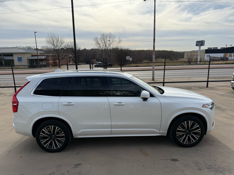 Volvo XC90 T6 Momentum AWD 2022