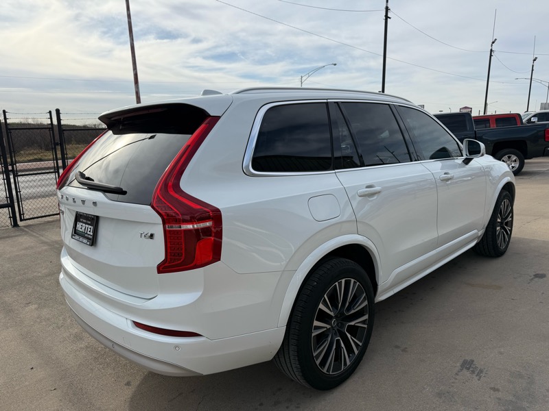 Volvo XC90 T6 Momentum AWD 2022